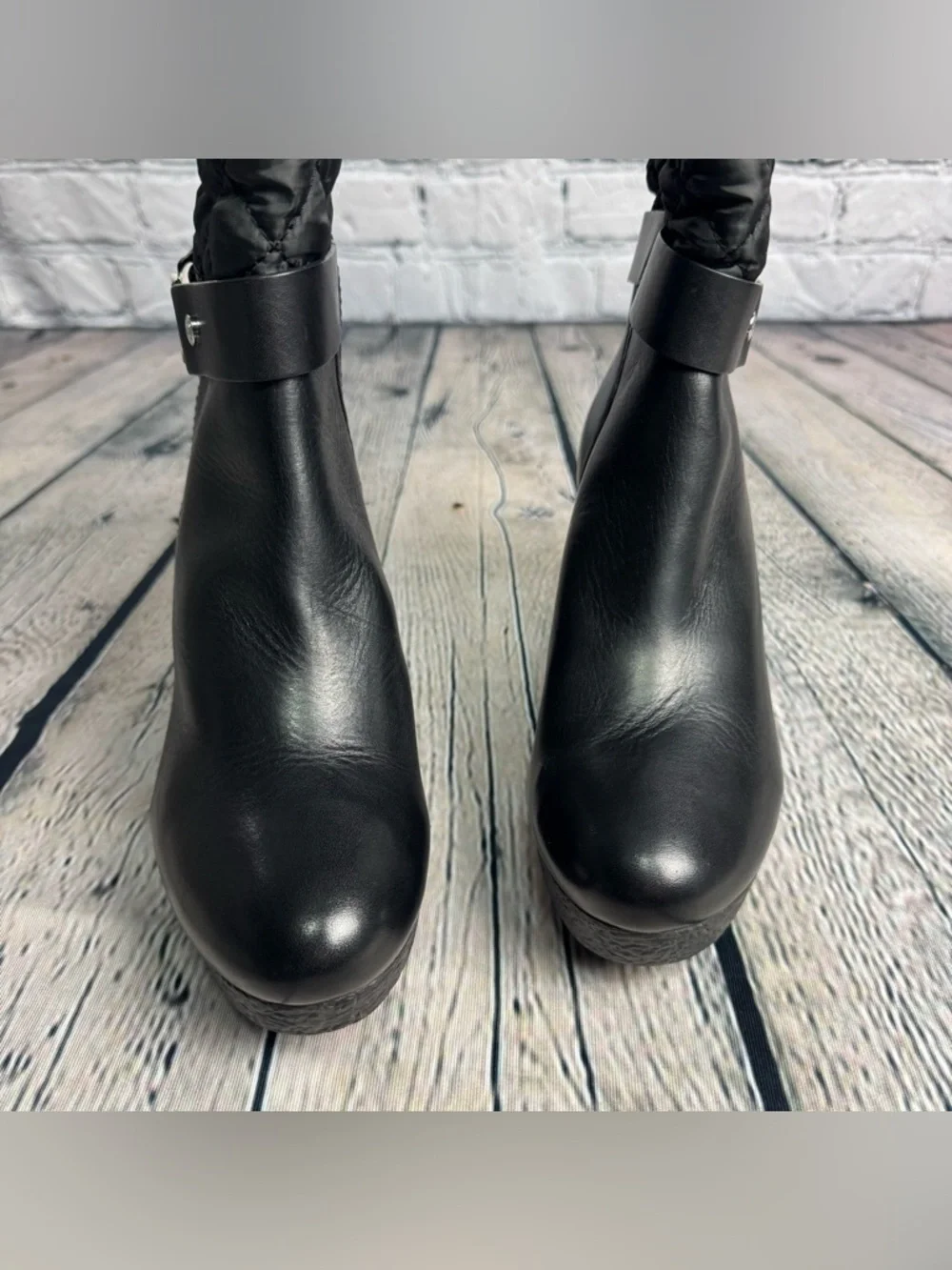 Michael Kors Black Quilted Leather Wedge Knee Winter Boots Sherpa Lined Sz 8 US - Picture 4 of 16